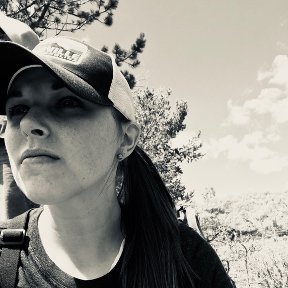 Meet your Posher, Mia - Picture 1 of 1